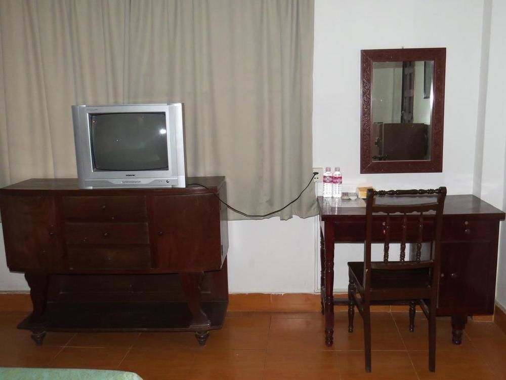 Goldie Guesthouse Phnom Penh Exterior photo