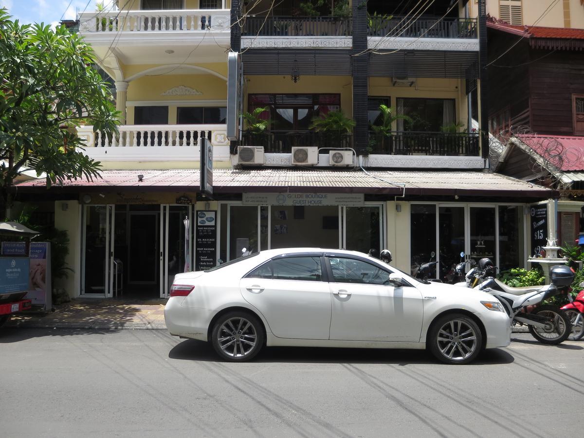 Goldie Guesthouse Phnom Penh Exterior photo